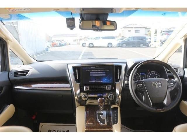 TOYOTA VELLFIRE 2018