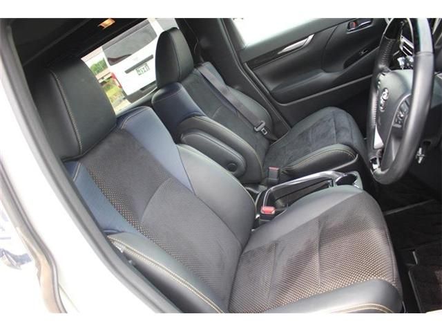 TOYOTA VELLFIRE 2017