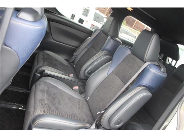 TOYOTA VELLFIRE 2017