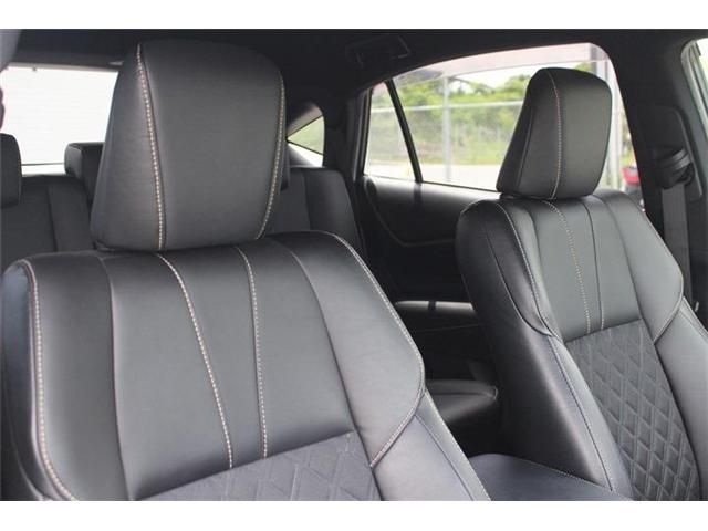 TOYOTA HARRIER 2WD 2014