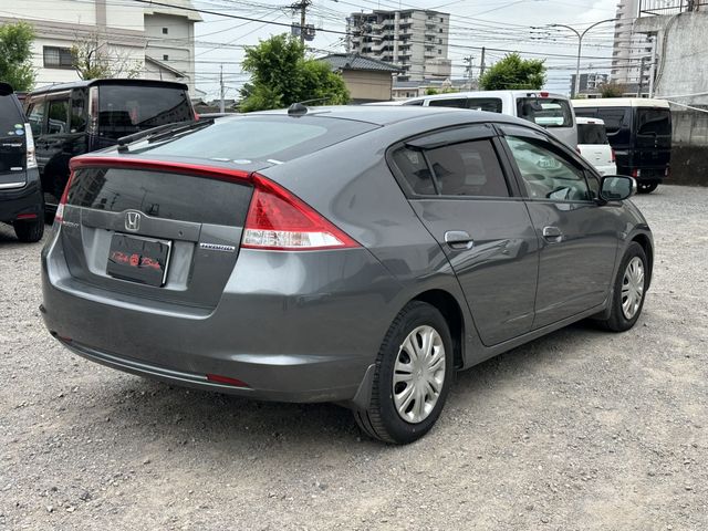 HONDA INSIGHT 2011