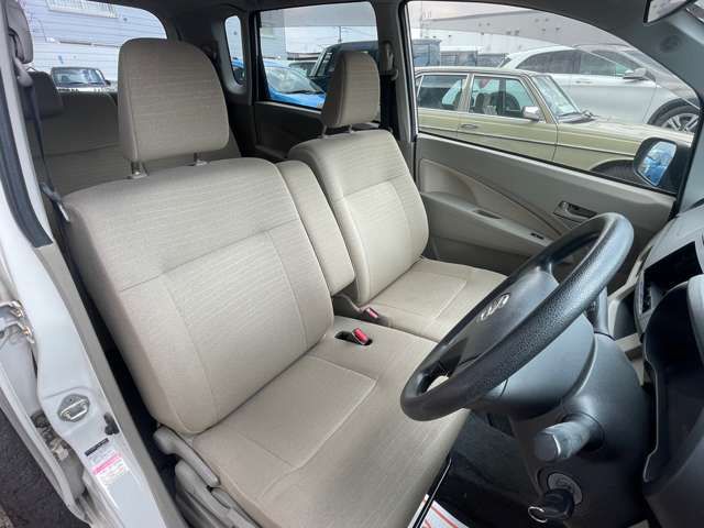 DAIHATSU MOVE 4WD 2014