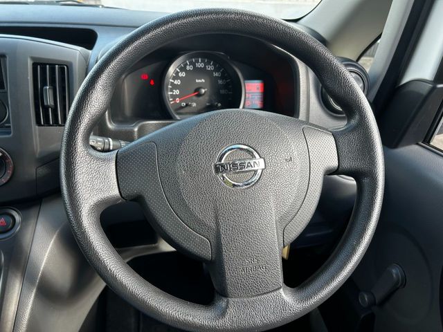 NISSAN NV200 VANETTE van 2018