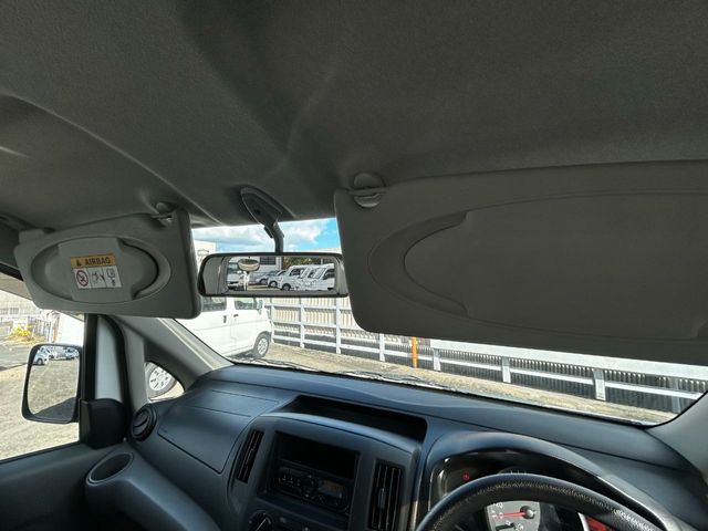 NISSAN NV200 VANETTE van 2018