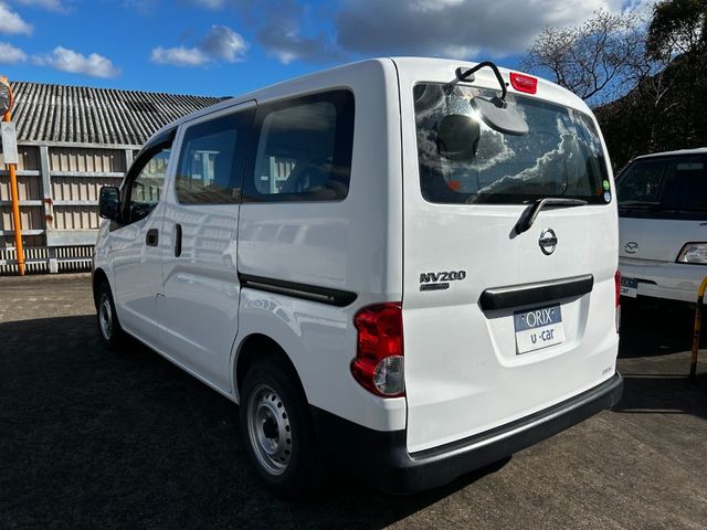 NISSAN NV200 VANETTE van 2018