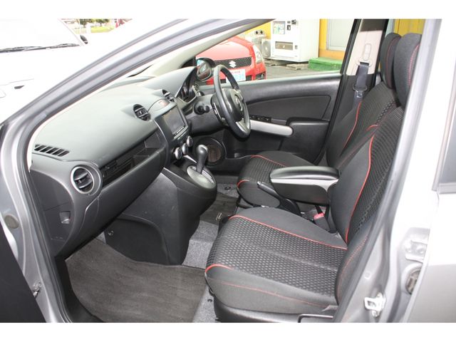 MAZDA DEMIO 2014