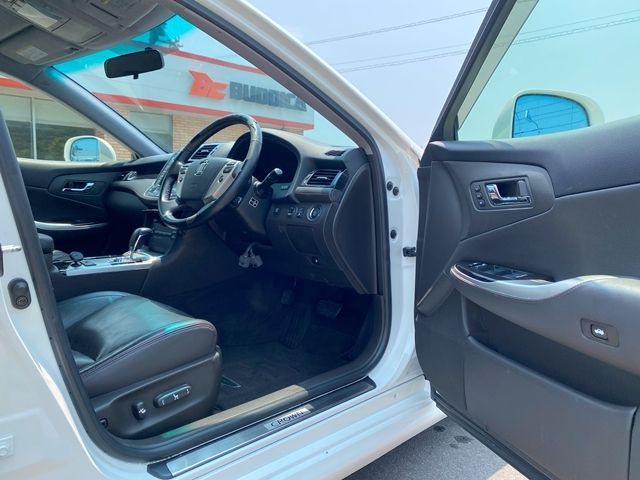 TOYOTA CROWN sedan 2012