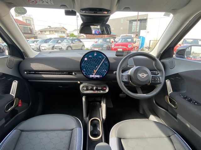 BMW MINI ACEMAN 2024