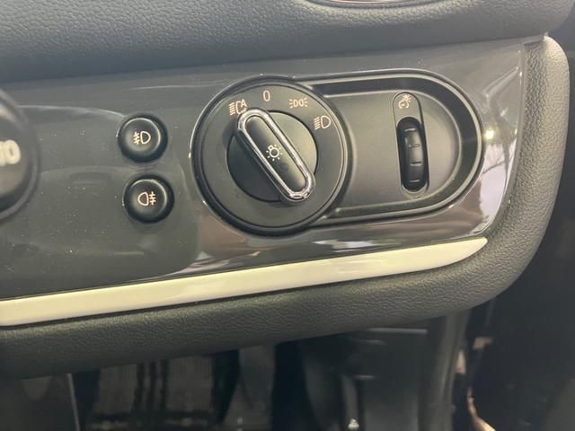 BMW BMW MINI COOPER SD CROSSOVER 2019