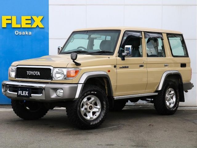 TOYOTA LANDCRUISER van 2015