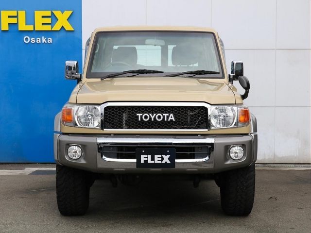 TOYOTA LANDCRUISER van 2015