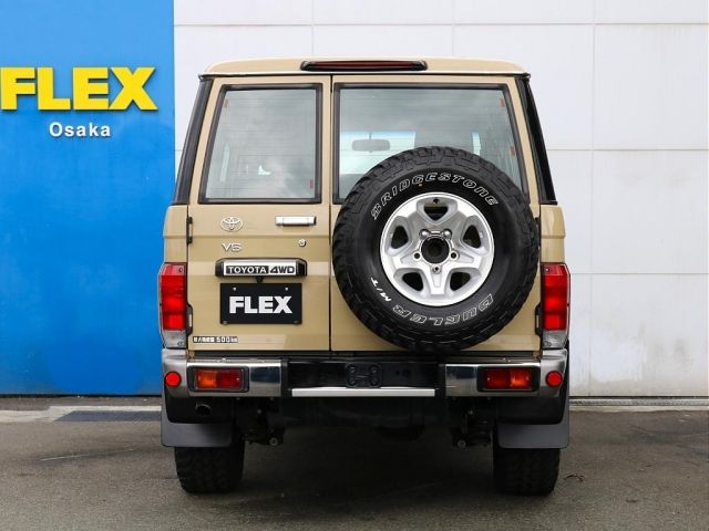 TOYOTA LANDCRUISER van 2015