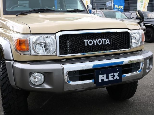 TOYOTA LANDCRUISER van 2015