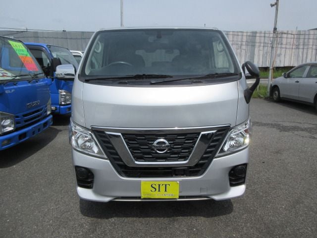 NISSAN NV350 CARAVAN 2020