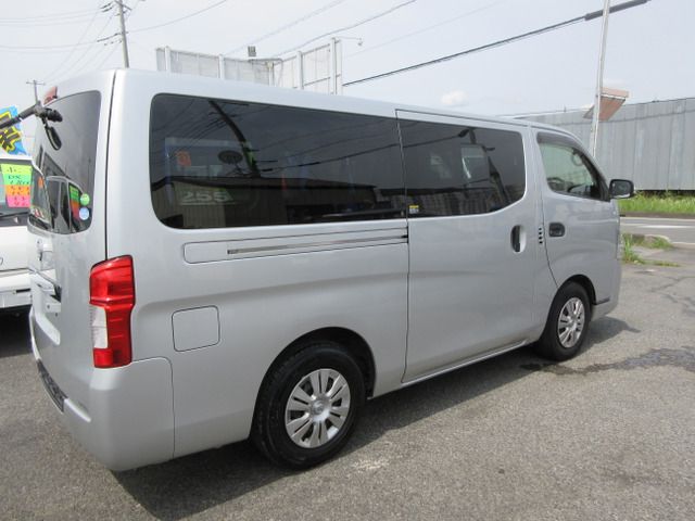 NISSAN NV350 CARAVAN 2020
