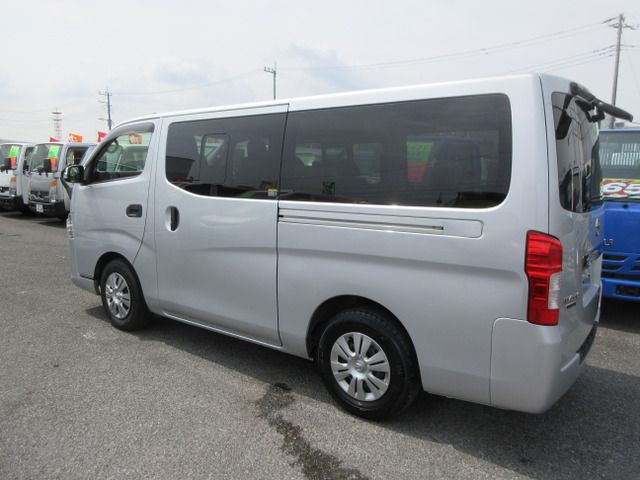 NISSAN NV350 CARAVAN 2020