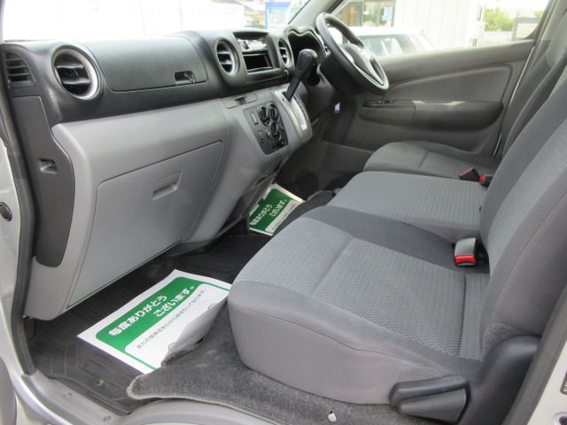 NISSAN NV350 CARAVAN 2020