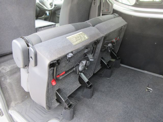 NISSAN NV350 CARAVAN 2020