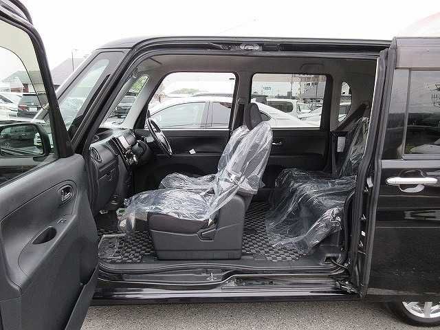 DAIHATSU TANTO CUSTOM 2011