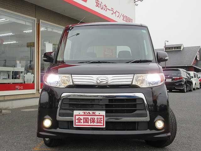 DAIHATSU TANTO CUSTOM 2011