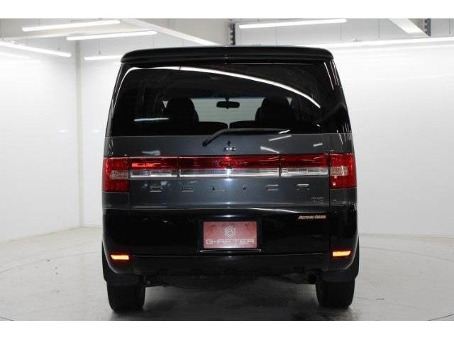 MITSUBISHI DELICA D:5 4WD 2017