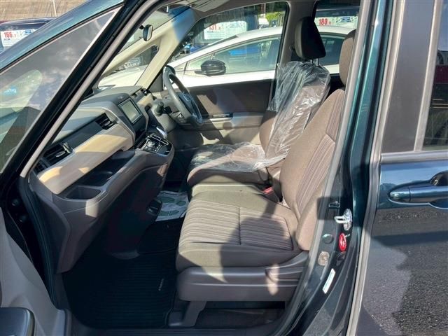 HONDA FREED HYBRID 2019