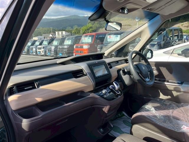 HONDA FREED HYBRID 2019