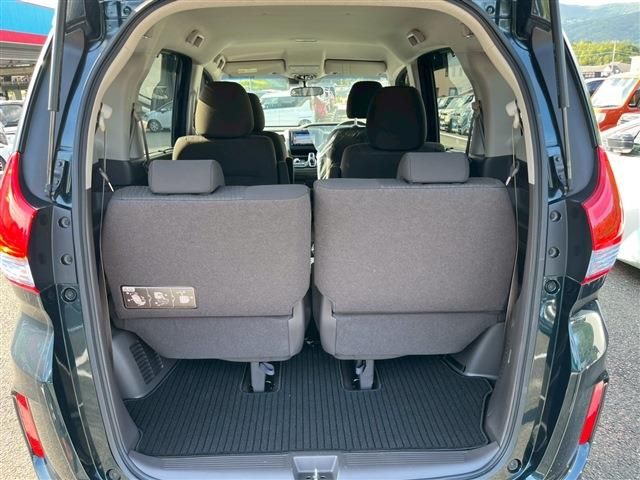 HONDA FREED HYBRID 2019