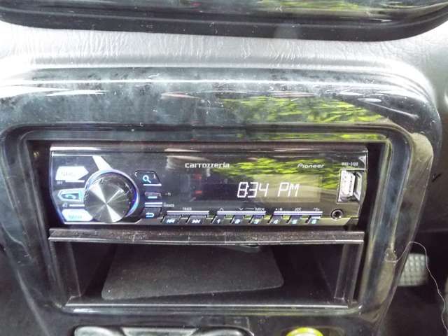 DAIHATSU MIRA GINO 2002