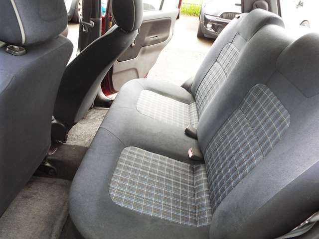 DAIHATSU MIRA GINO 2002