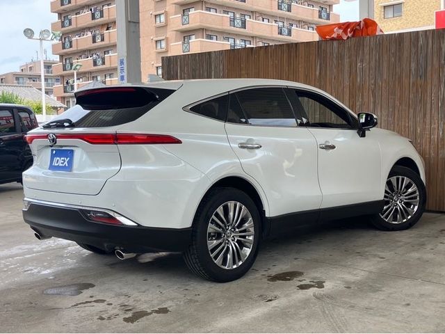 TOYOTA HARRIER 2WD 2024