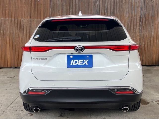 TOYOTA HARRIER 2WD 2024