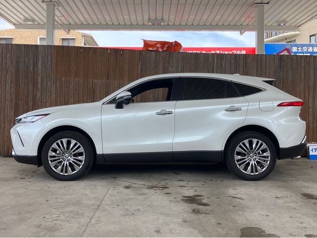 TOYOTA HARRIER 2WD 2024