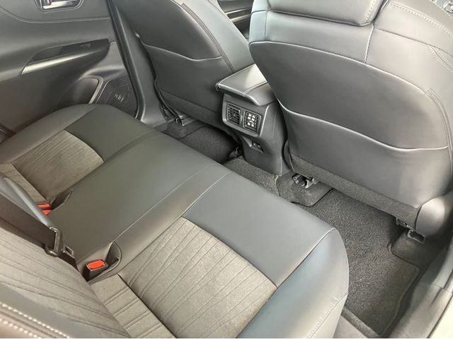 TOYOTA HARRIER 2WD 2024