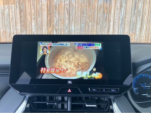 TOYOTA HARRIER 2WD 2024