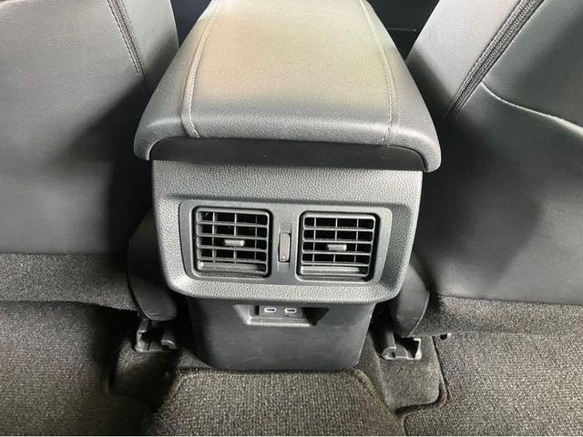 TOYOTA HARRIER 2WD 2024