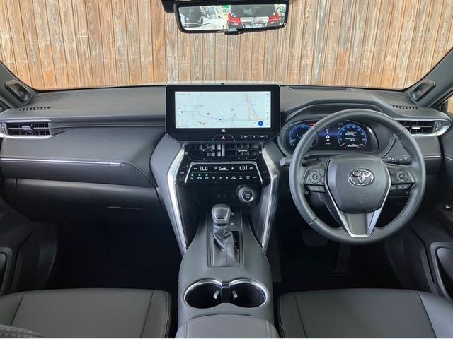 TOYOTA HARRIER 2WD 2024