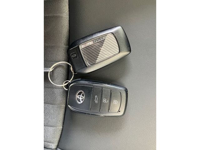 TOYOTA HARRIER 2WD 2024