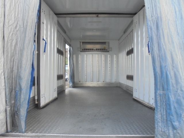 MITSUBISHI CANTER 2018