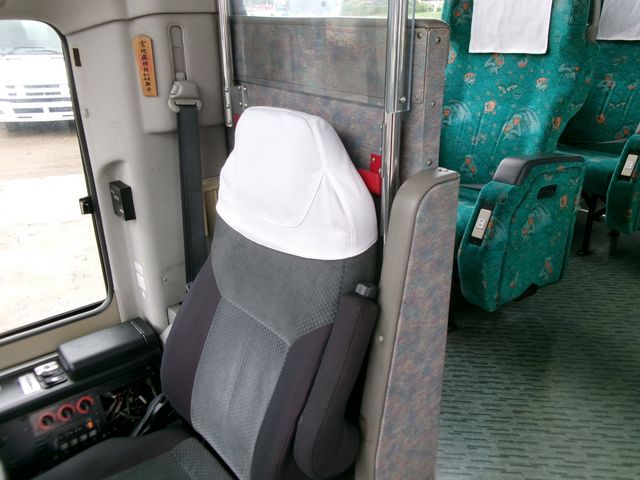 MITSUBISHI FUSOU AERO ACE 2008