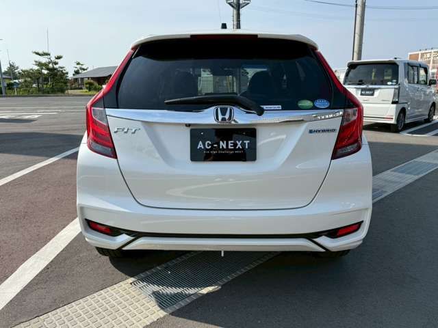 HONDA FIT HYBRID 2017