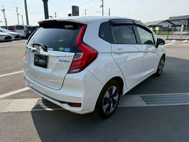 HONDA FIT HYBRID 2017