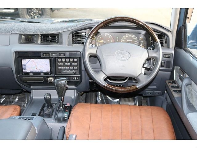 TOYOTA LANDCRUISER van 1996