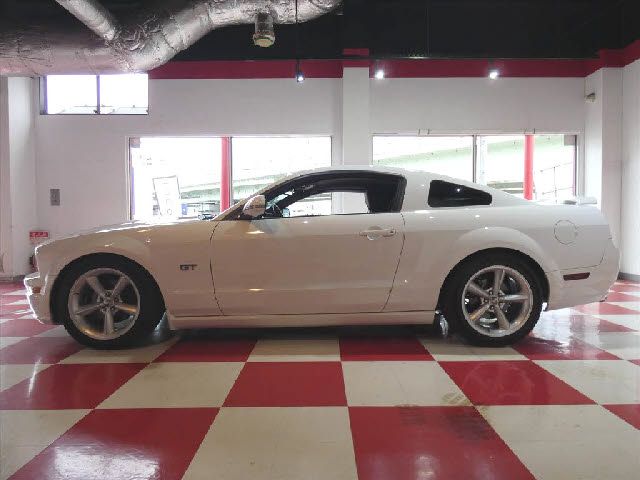 FORD FORD MUSTANG 2008