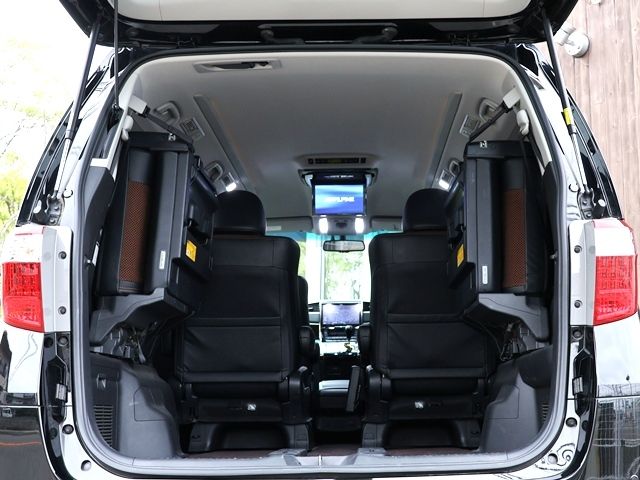 TOYOTA ALPHARD 2014