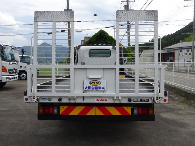 ISUZU ELF 2019