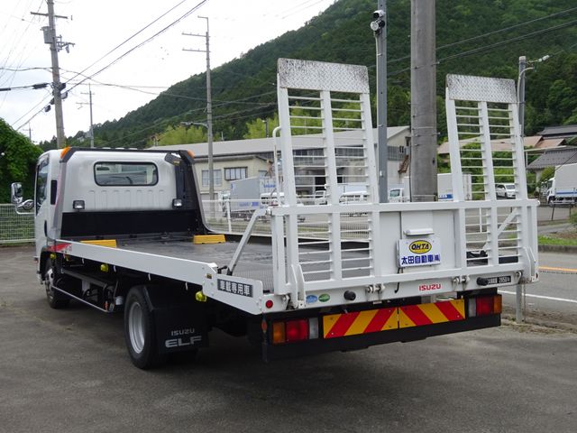 ISUZU ELF 2019