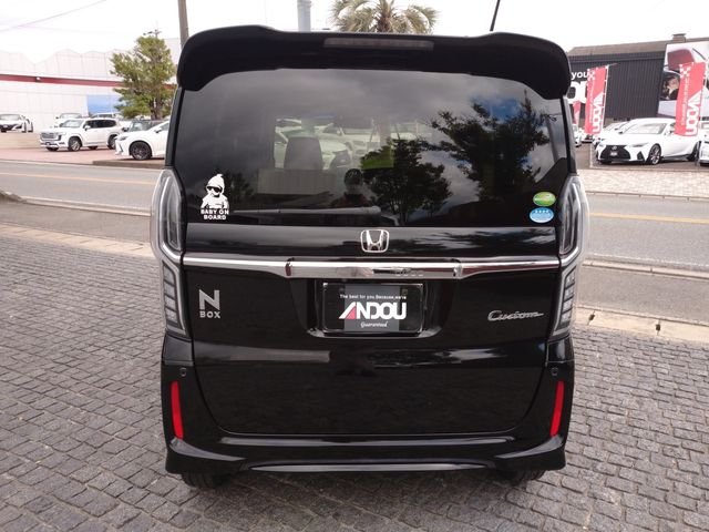 HONDA N BOX CUSTOM 2019