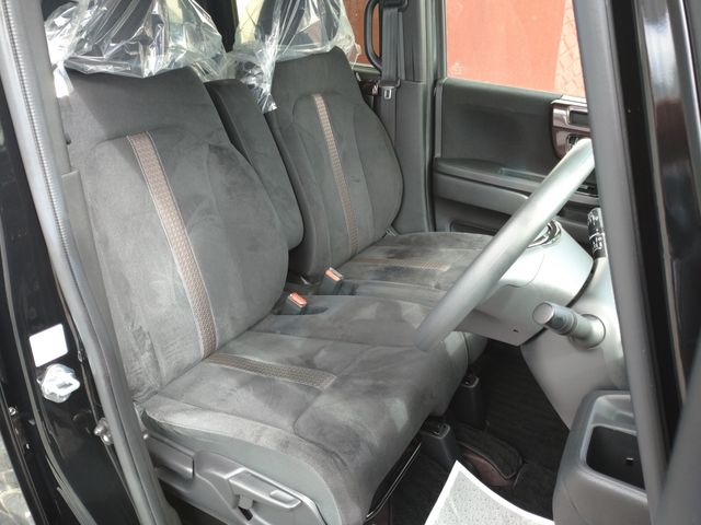 HONDA N BOX CUSTOM 2019