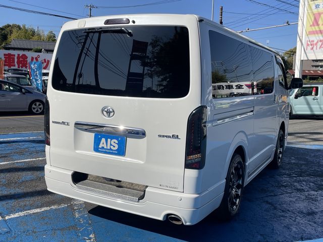 TOYOTA REGIUSACE van 4WD 2018